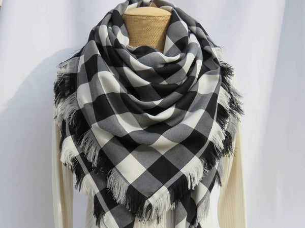 Black and White Buffalo Check Blanket Scarf