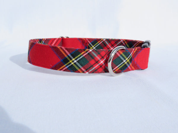 Dog Collar in Royal Stewart Plaid for Christmas Photos, Red White Plaid Pet Collar, Pet Groomer Gift,  Made in Canada Pet Collar