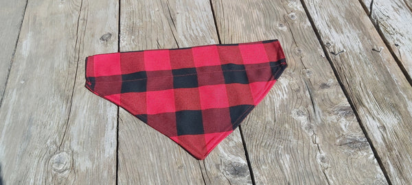 Buffalo Check Dog Bandana, Buffalo Plaid Dog Kerchief for Christmas Family Photos,  Red and Black Buffalo Check Dog Kerchief