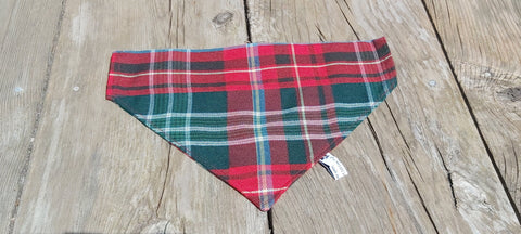 Pet Bandana. New Brunswick Tartan Kerchief, Christmas Pet Photos in NB Bandana, Christmas Tartan Dog Bandana, Christmas Pet Kerchief