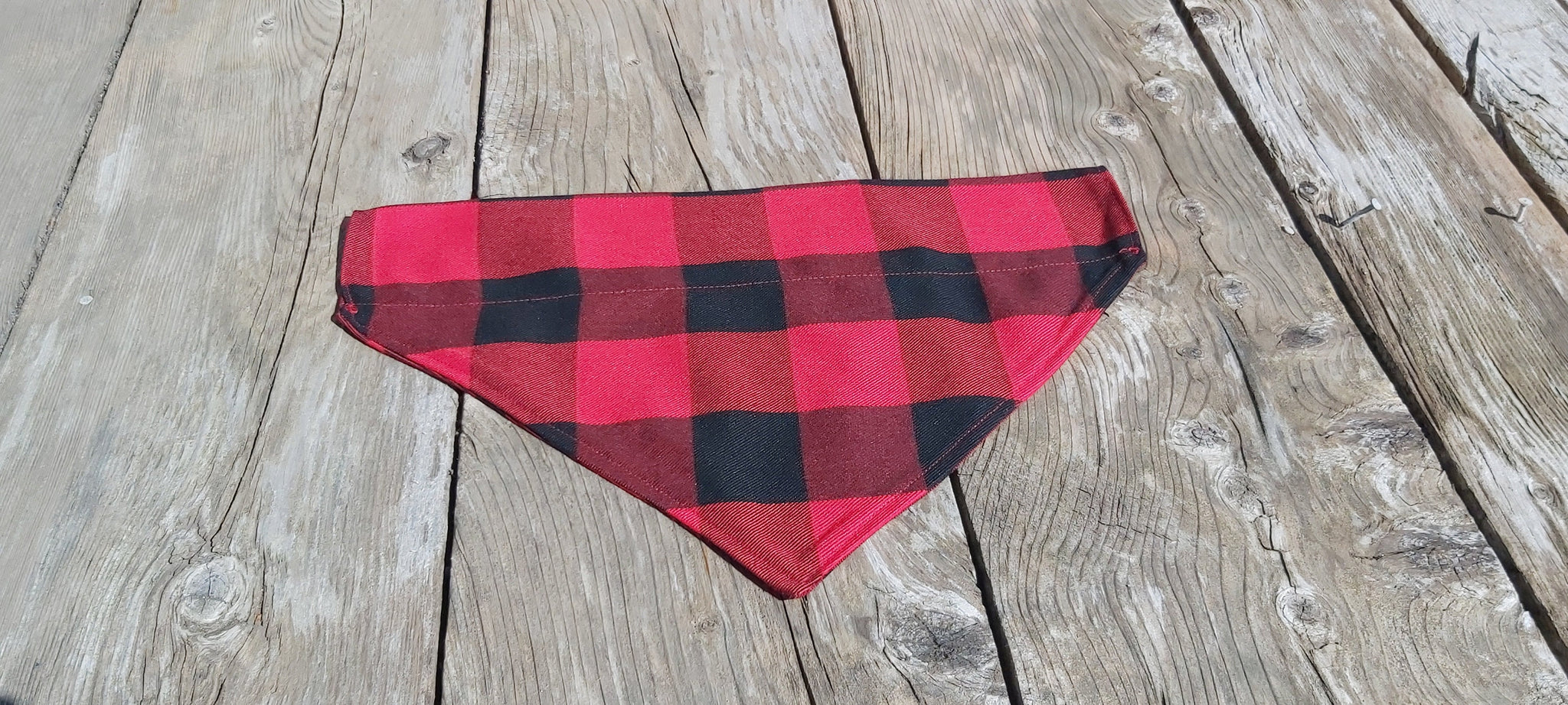 Buffalo Check Dog Bandana, Buffalo Plaid Dog Kerchief for Christmas Family Photos,  Red and Black Buffalo Check Dog Kerchief