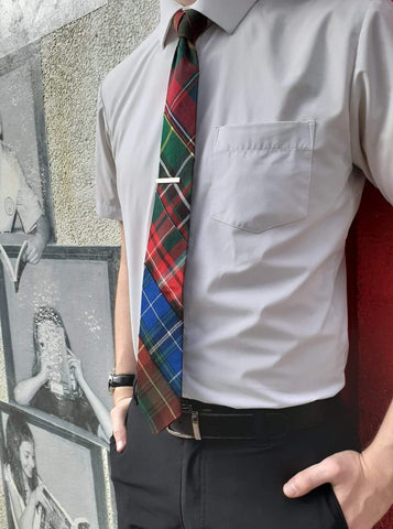 Cravate tartans canadiens de la mission de Montréal pour les missionnaires LDS