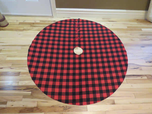 Buffalo Check Fleece Christmas Tree Skirt