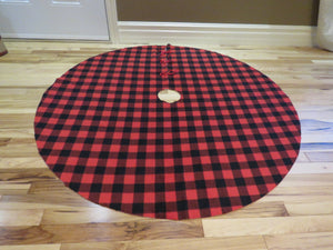 Buffalo Check Fleece Christmas Tree Skirt-Taylors Tartans