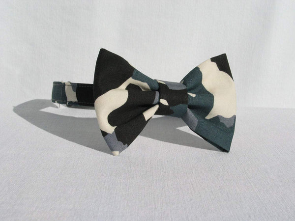 Camo Newsboy Cap Suspenders Bow Tie