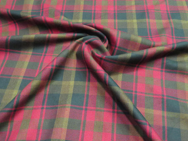 Tissu tartan canadien avec des feuilles d'érable