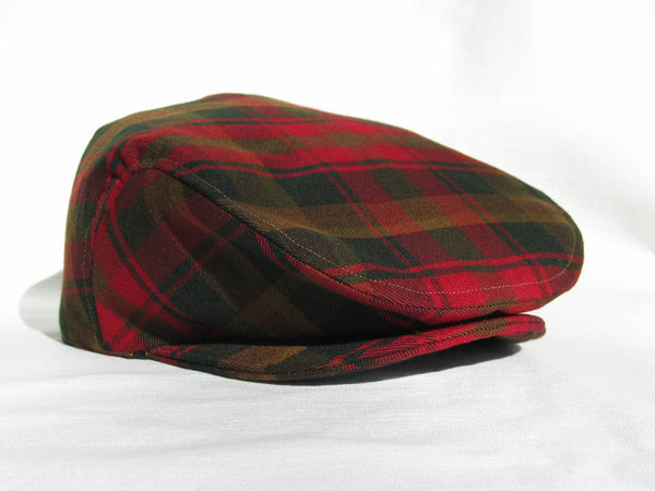 Ensemble casquette plate et écharpe en tartan canadien Maple Leaf