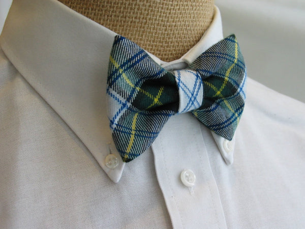 Gordon Tartan Father and Son Matching Bow Ties