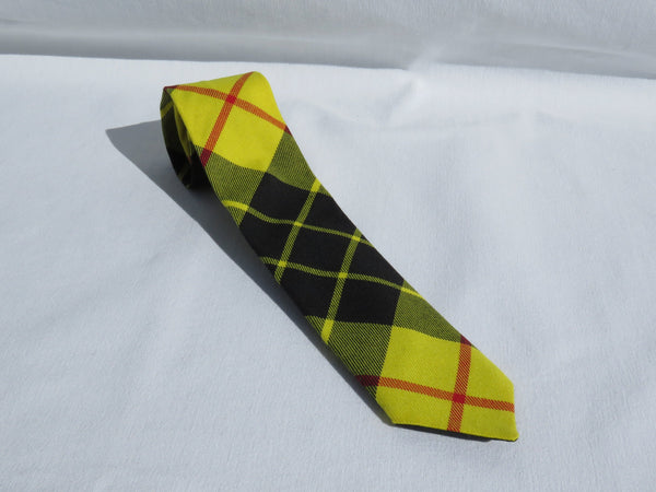 MacLeod of Lewis Freestyle Bow Tie
