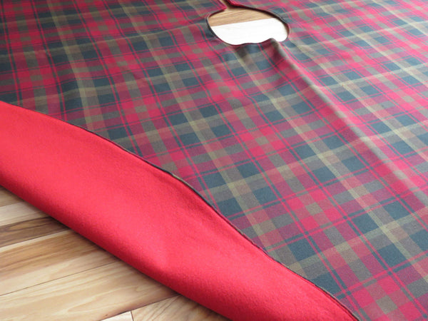 Maple Leaf Tartan Christmas Tree Skirt