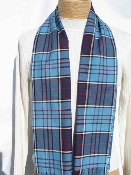 Dress Gordon Tartan Scarf in Navy and Green Plaid