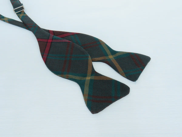 Ontario Tartan Freestyle Bow Tie